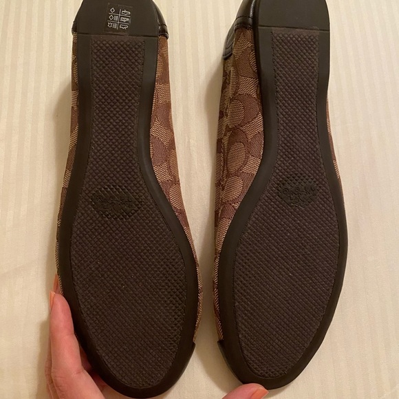 Coach flats 🥿🌷🥰 Size 8 1/2 - Picture 7 of 10